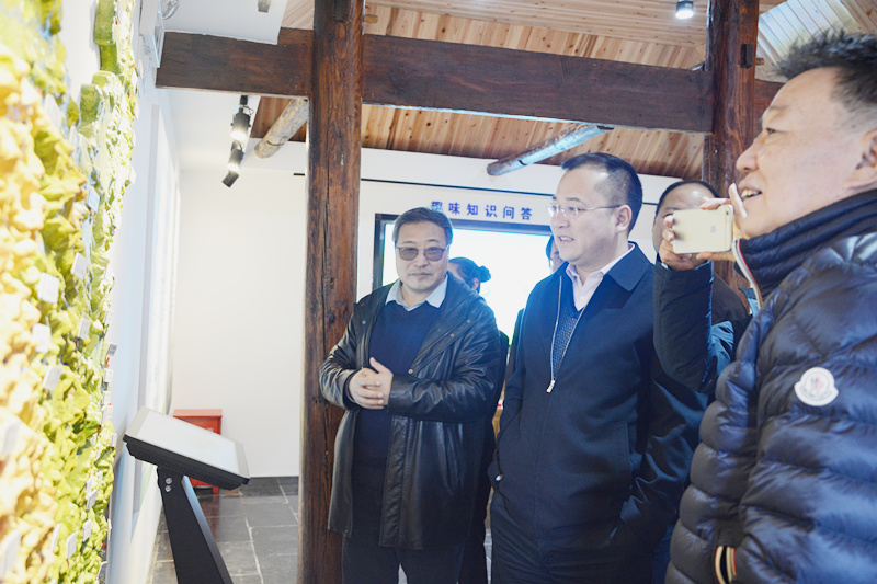 袁继明.jpg