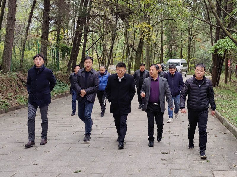 微信图片_20211201225212_副本.jpg