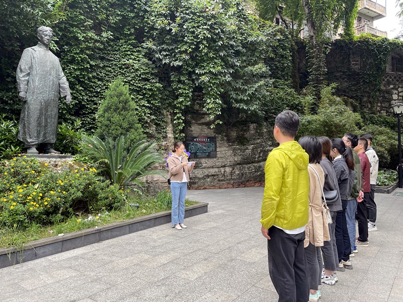 微信图片_20220429203252_副本.jpg